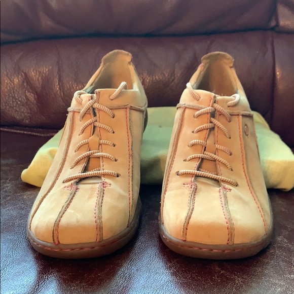 Suede walking shoes - Picture 1 of 3